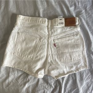 LEVIS JEANS SHORTS